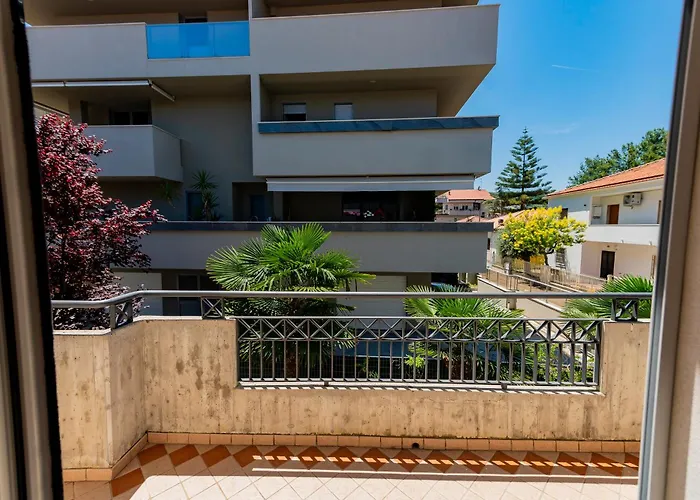 Guesthost - Two-levels With Balconies Near The * Pescara